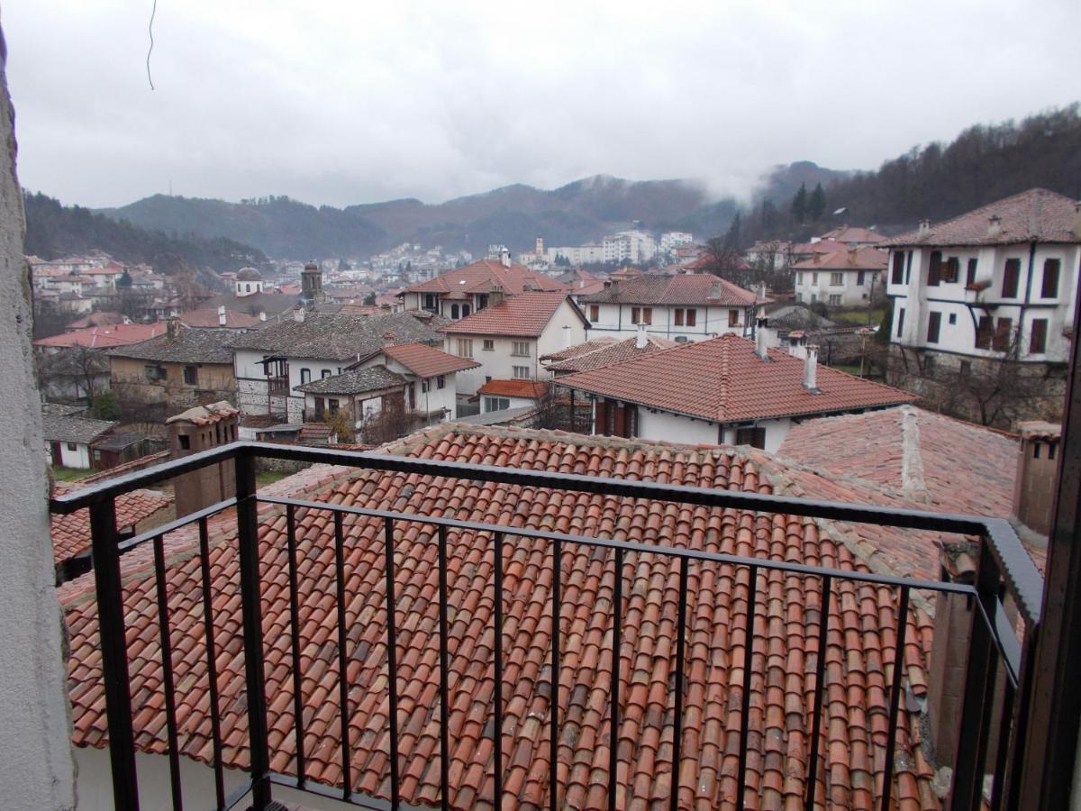 Апартхотел "Старият Град" В Етнографски Комплекс Zlatograd Exterior foto